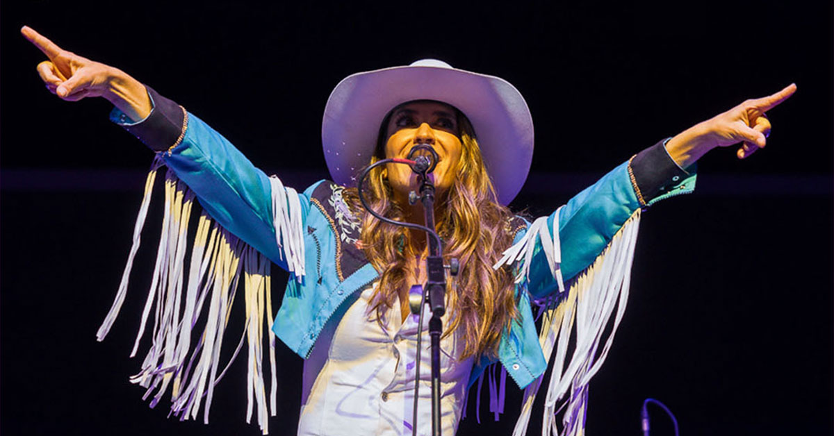 Go Country 105 - Win tickets to see Annie Bosko perform on Jimmy Kimmel